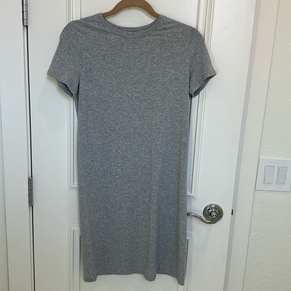 Theory gray tshirt dress new